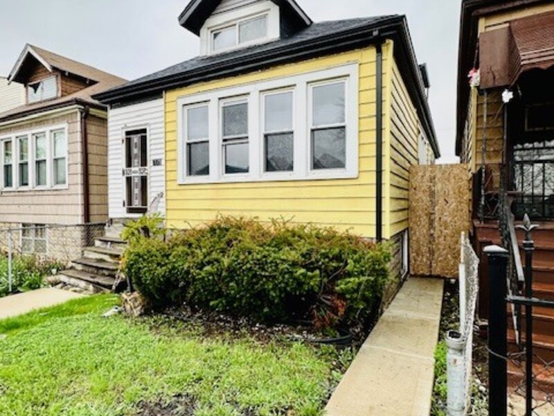 7149 S Honore Street Chicago IL 60636