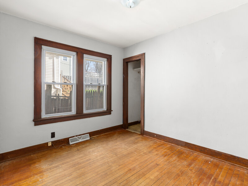 718 Warren Avenue Rockdale IL 60436