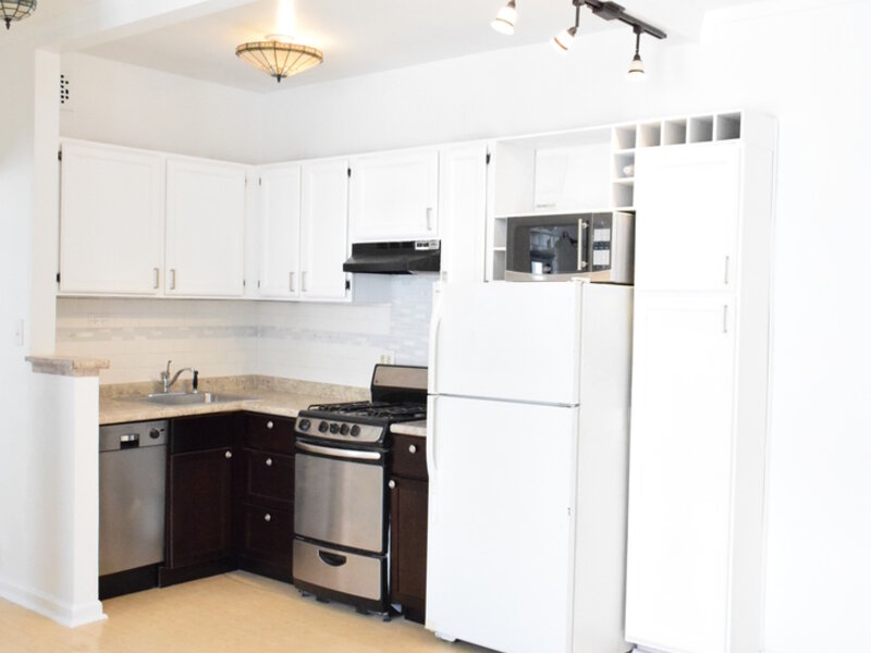 5135 S Kenwood Avenue Chicago IL 60615