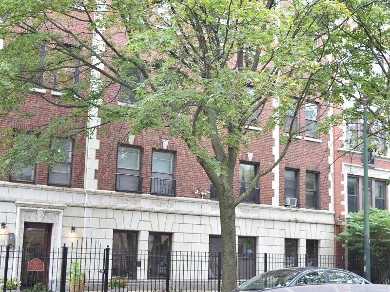 5135 S Kenwood Avenue Chicago IL 60615