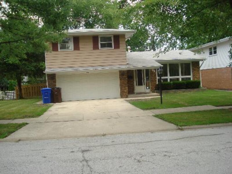 1142 E 159th Place South Holland IL 60473