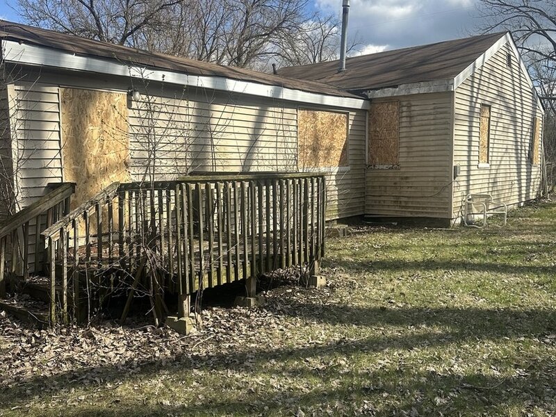 3702 Lincoln Lane Robbins IL 60472
