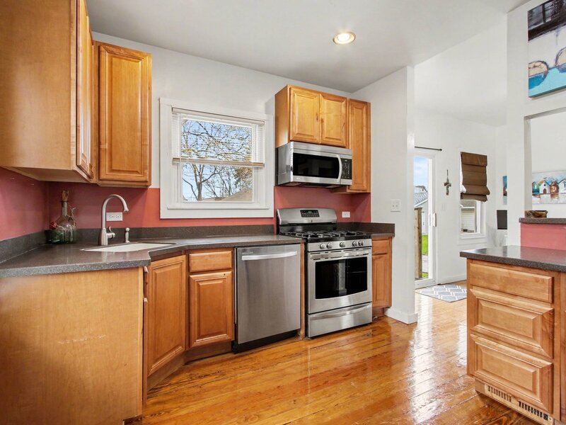 120 S Kinzie Street Thornton IL 60476