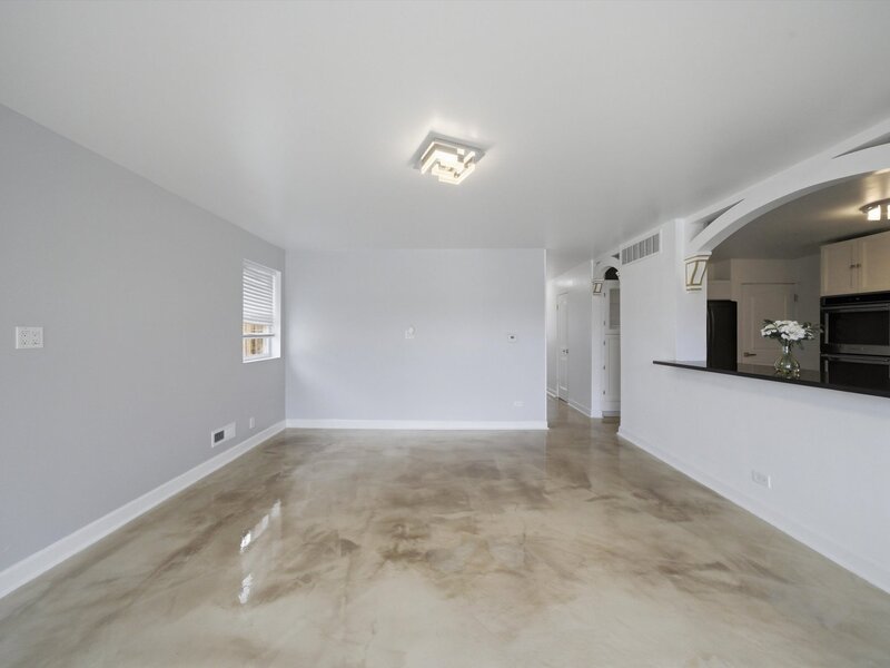 3853 W 83rd Place Chicago IL 60652
