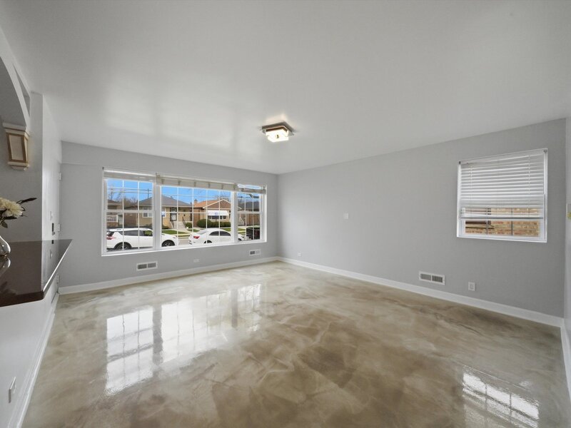 3853 W 83rd Place Chicago IL 60652