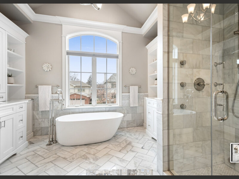 40 Ellis Johnson Lane St. Charles IL 60175