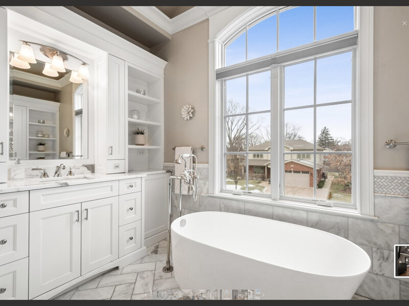 40 Ellis Johnson Lane St. Charles IL 60175