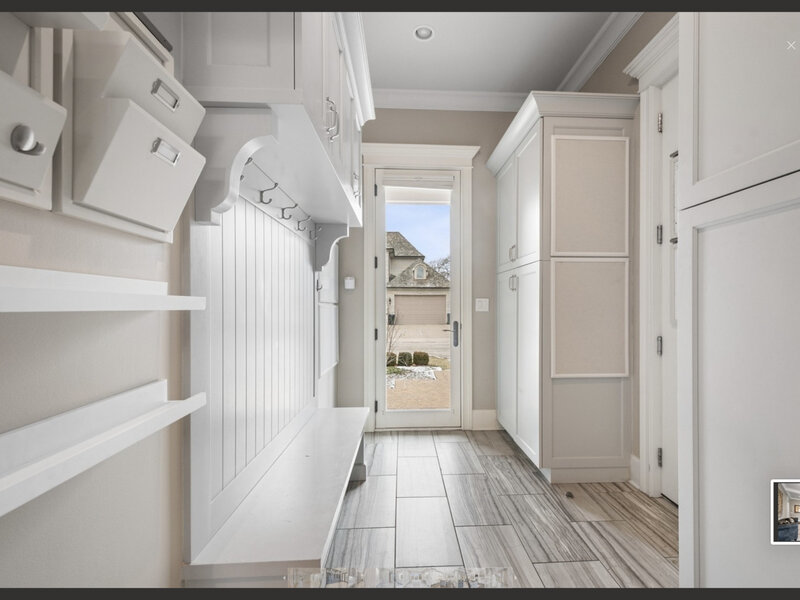 40 Ellis Johnson Lane St. Charles IL 60175