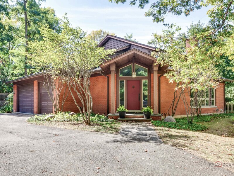 1175 Edgewood Road Lake Forest IL 60045