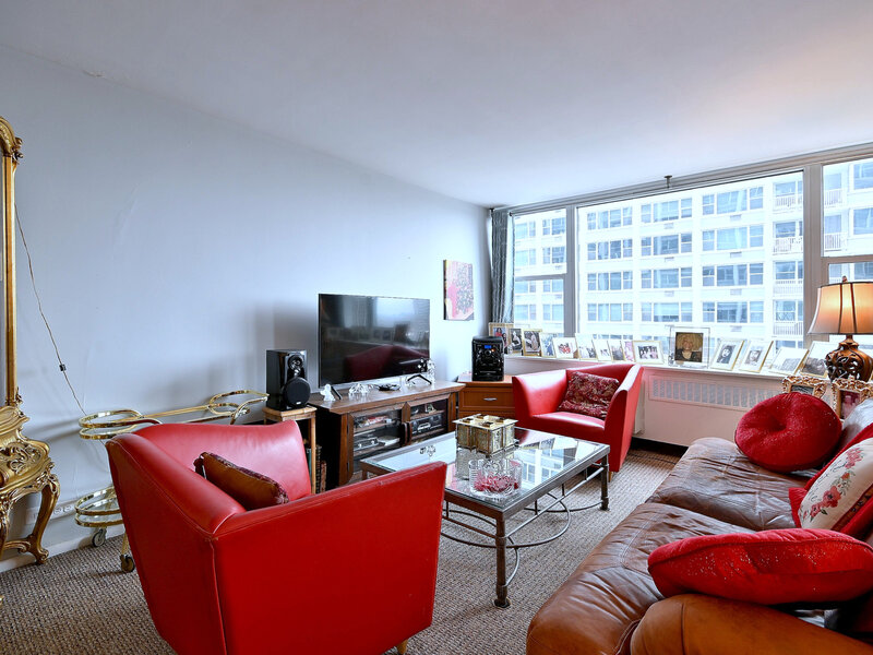 4250 N Marine Drive Chicago IL 60613