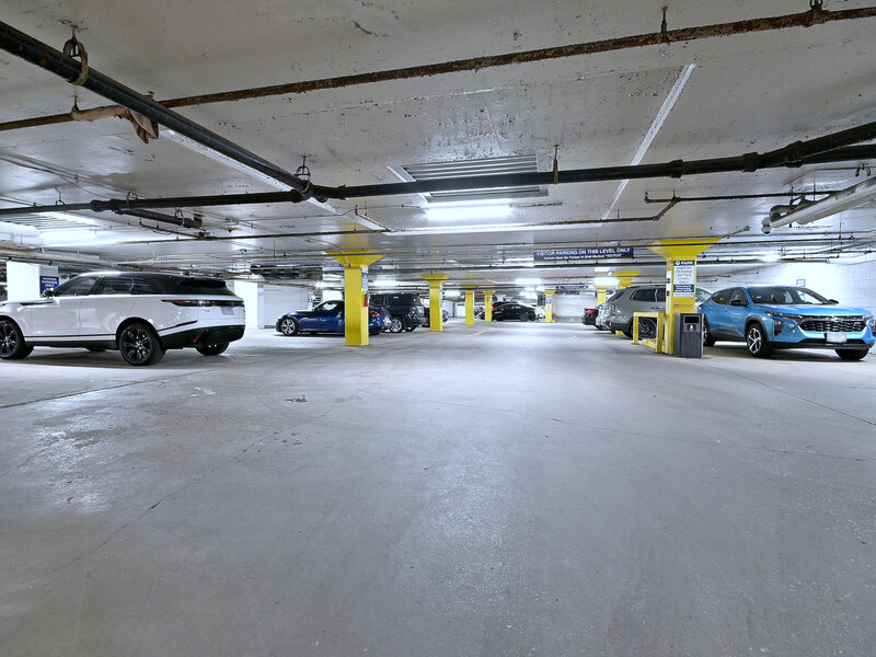 4250 N Marine Drive Chicago IL 60613