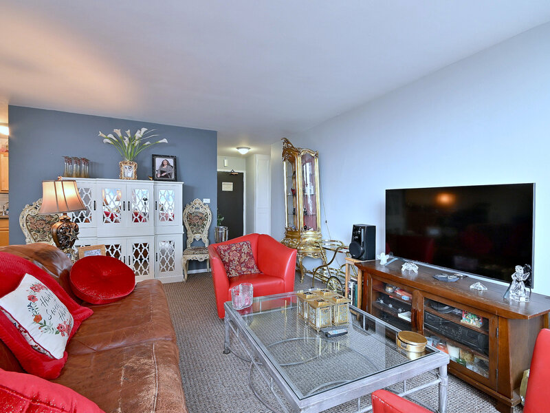 4250 N Marine Drive Chicago IL 60613