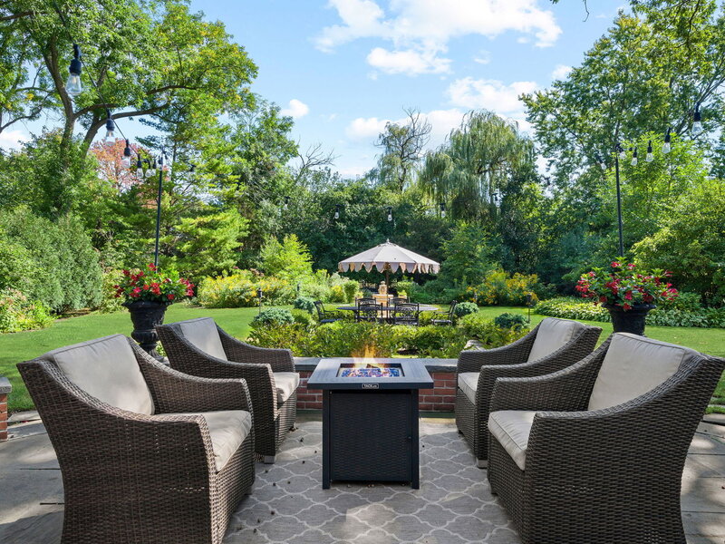 571 Lexington Drive Lake Forest IL 60045