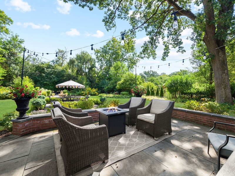 571 Lexington Drive Lake Forest IL 60045