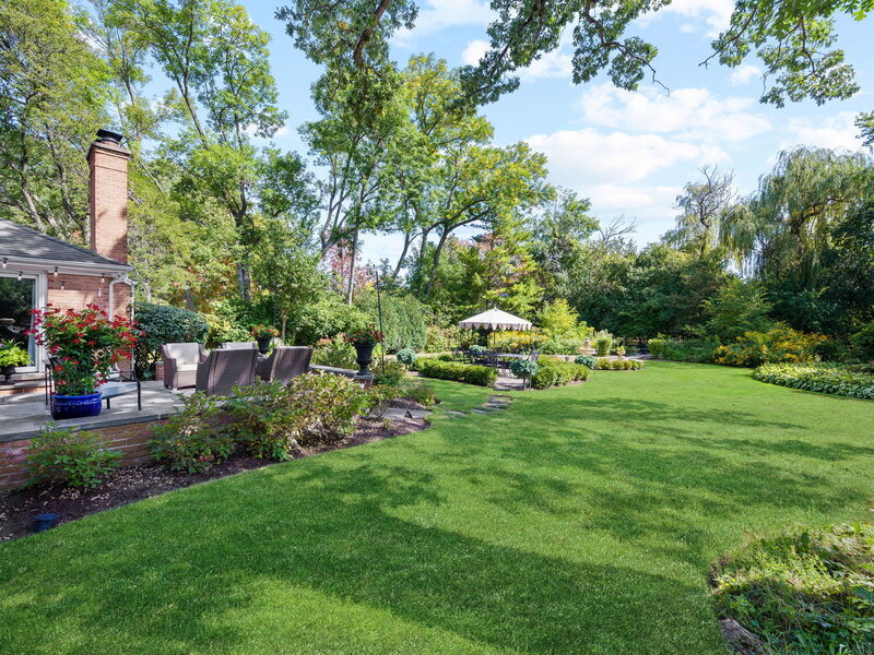 571 Lexington Drive Lake Forest IL 60045