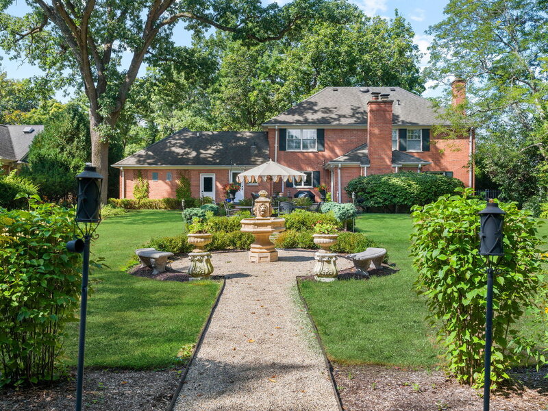 571 Lexington Drive Lake Forest IL 60045