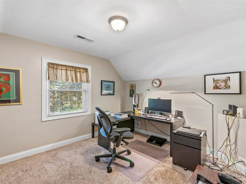 240 S Mchenry Avenue Crystal Lake IL 60014