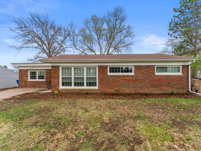 2511 Belle Avenue Davenport IA 52803