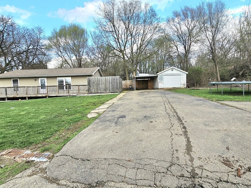 1100 S Lincoln Avenue Dixon IL 61021