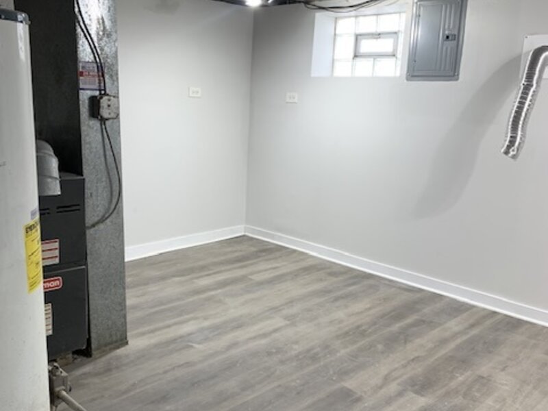 2504 E 96th Street Chicago IL 60617