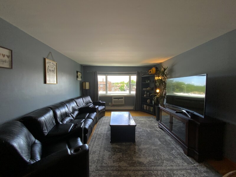 7854 S South Shore Drive Chicago IL 60649
