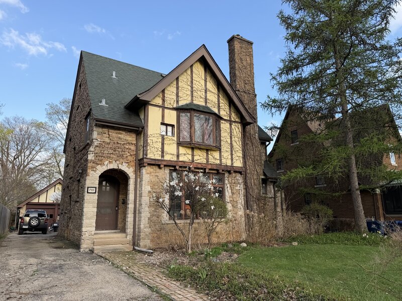 1411 N Jackson Street Waukegan IL 60085
