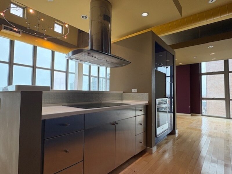 1000 W Leland Avenue Chicago IL 60640