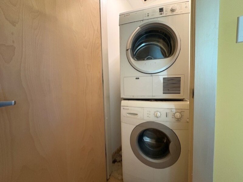 1000 W Leland Avenue Chicago IL 60640