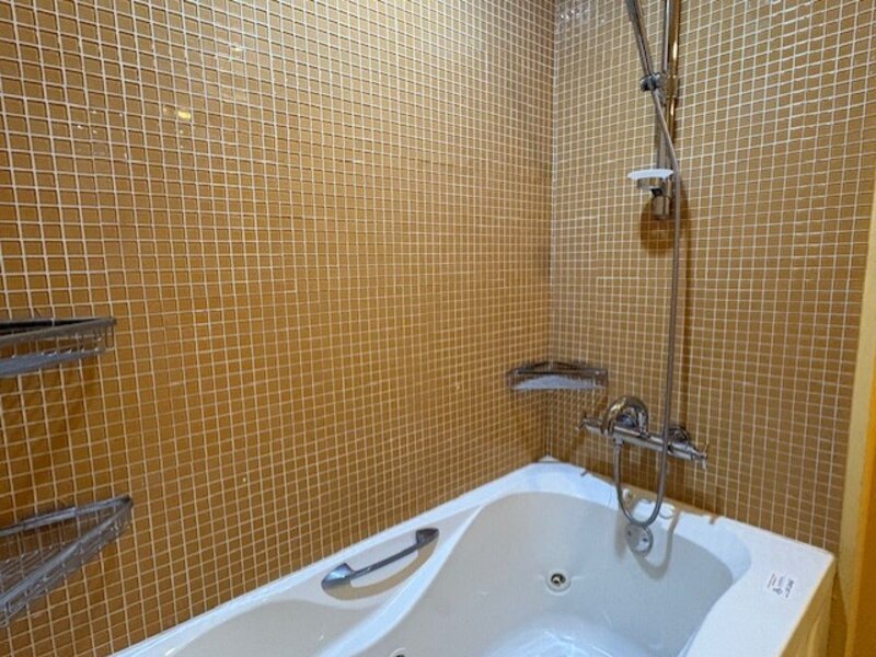 1000 W Leland Avenue Chicago IL 60640