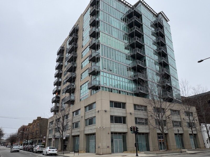 1000 W Leland Avenue Chicago IL 60640