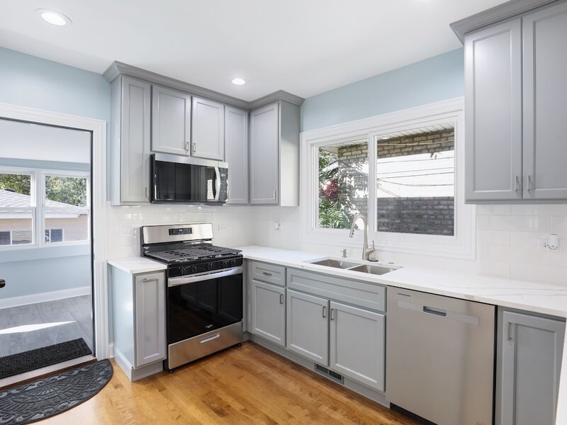 1702 S 4th Avenue Maywood IL 60153