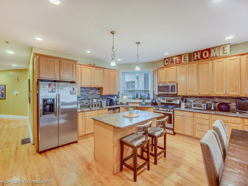 5743 S Michigan Avenue Chicago IL 60637
