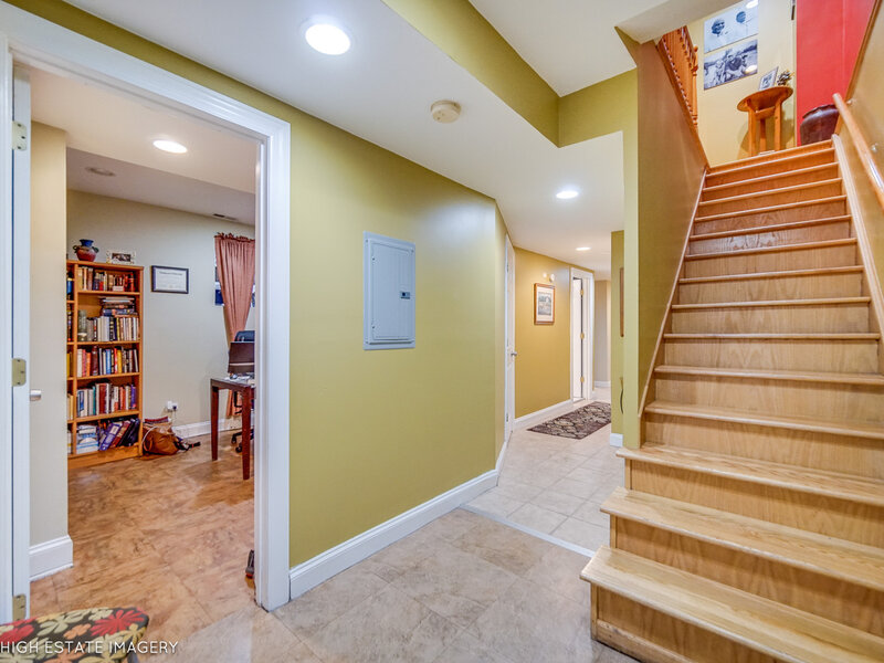 5743 S Michigan Avenue Chicago IL 60637