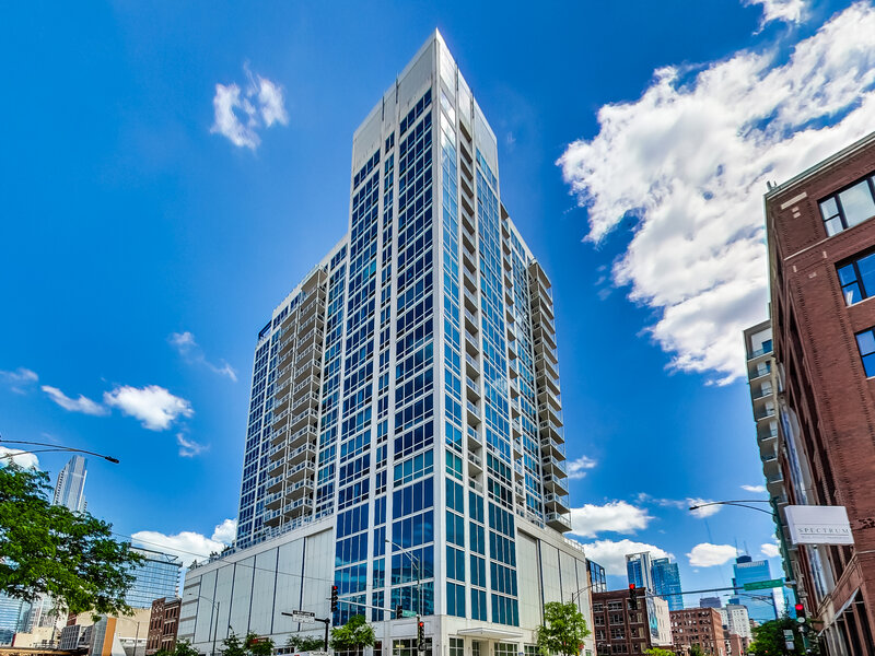 757 N Orleans Street Chicago IL 60654