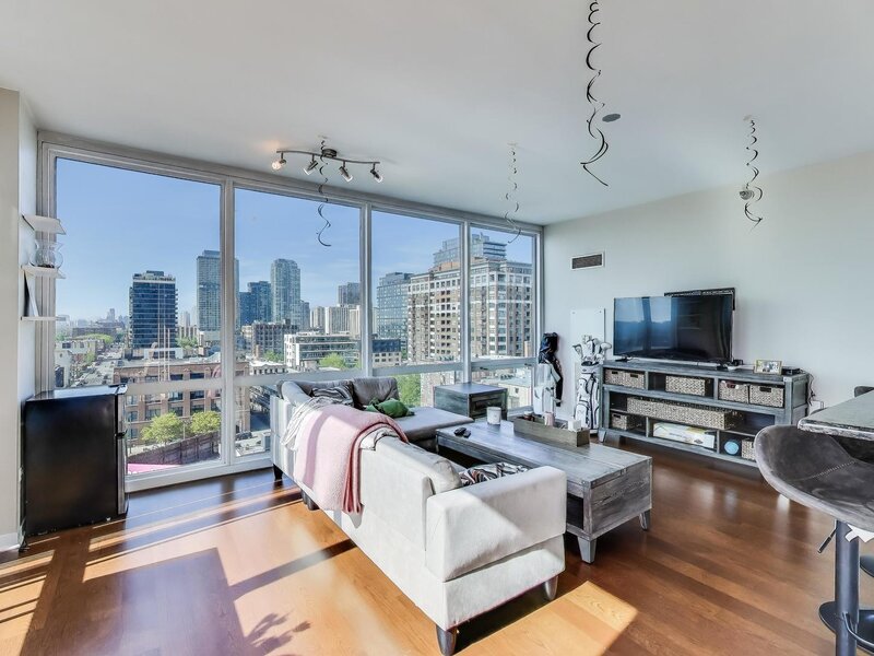 757 N Orleans Street Chicago IL 60654