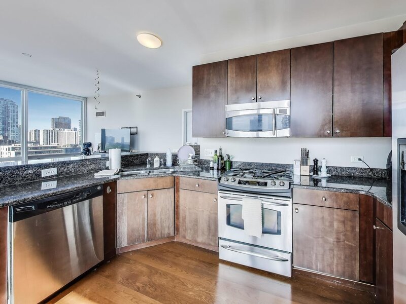 757 N Orleans Street Chicago IL 60654