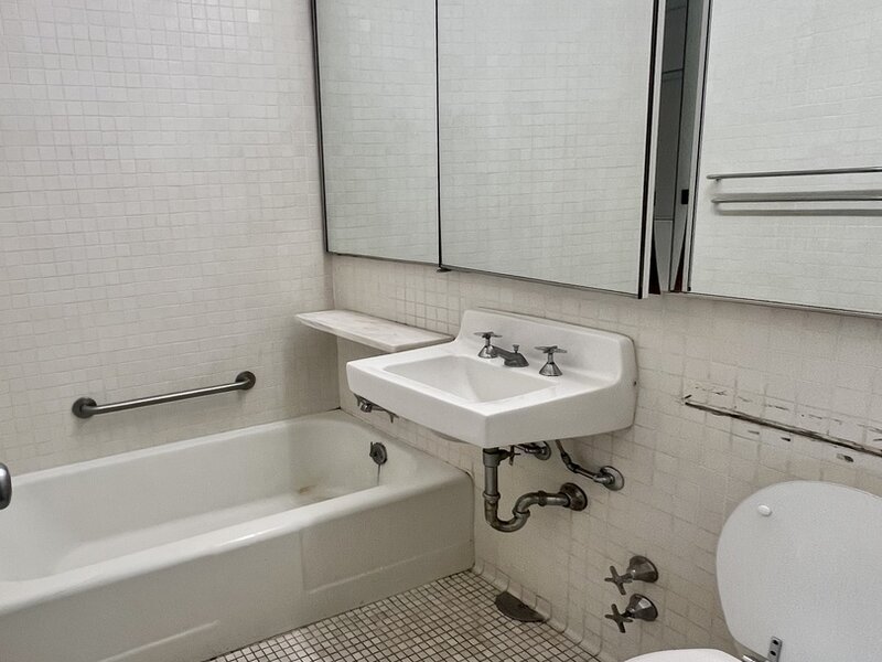 5530 S Shore Drive Chicago IL 60637