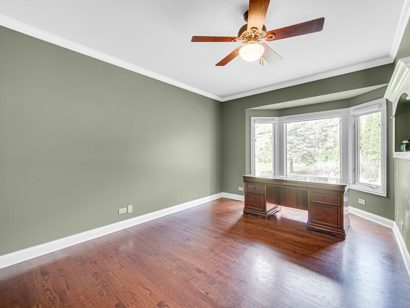 3 Walt Whitman Road St. Charles IL 60175