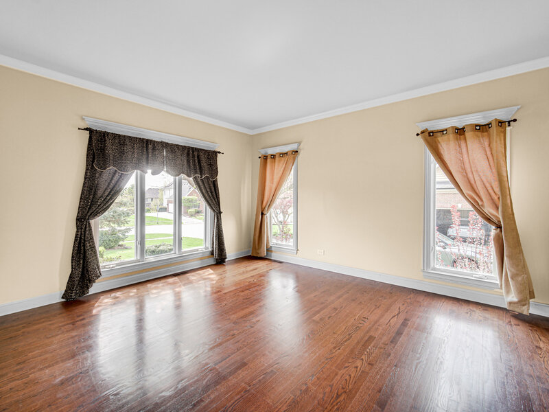 3 Walt Whitman Road St. Charles IL 60175