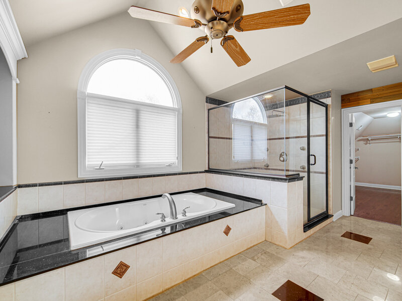 3 Walt Whitman Road St. Charles IL 60175