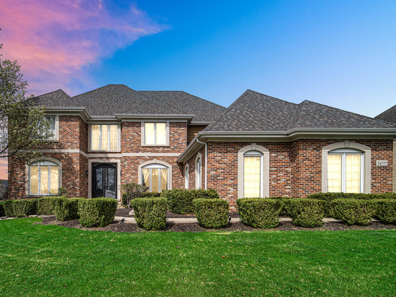 3 Walt Whitman Road St. Charles IL 60175