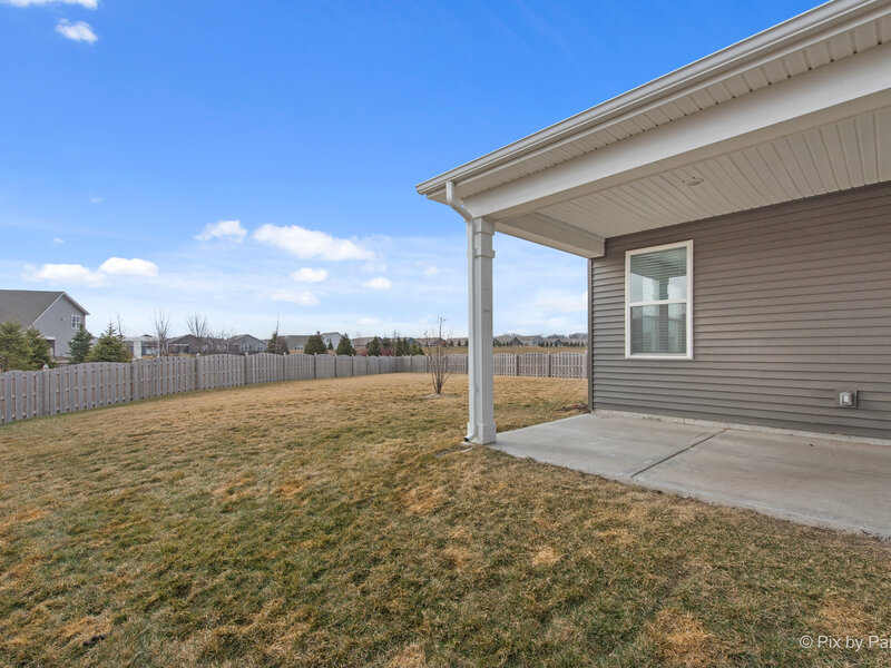 927 Plateau Drive Pingree Grove IL 60140