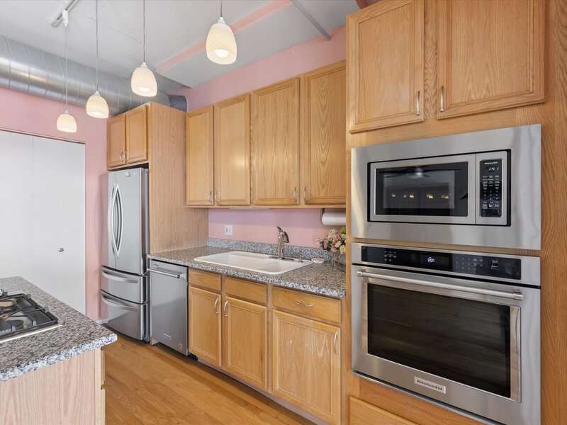 1530 S State Street Chicago IL 60605