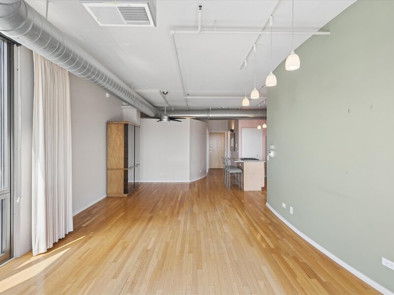 1530 S State Street Chicago IL 60605