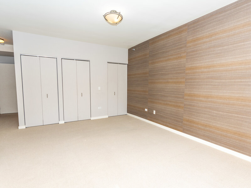330 W Grand Avenue Chicago IL 60654