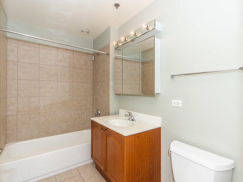 330 W Grand Avenue Chicago IL 60654