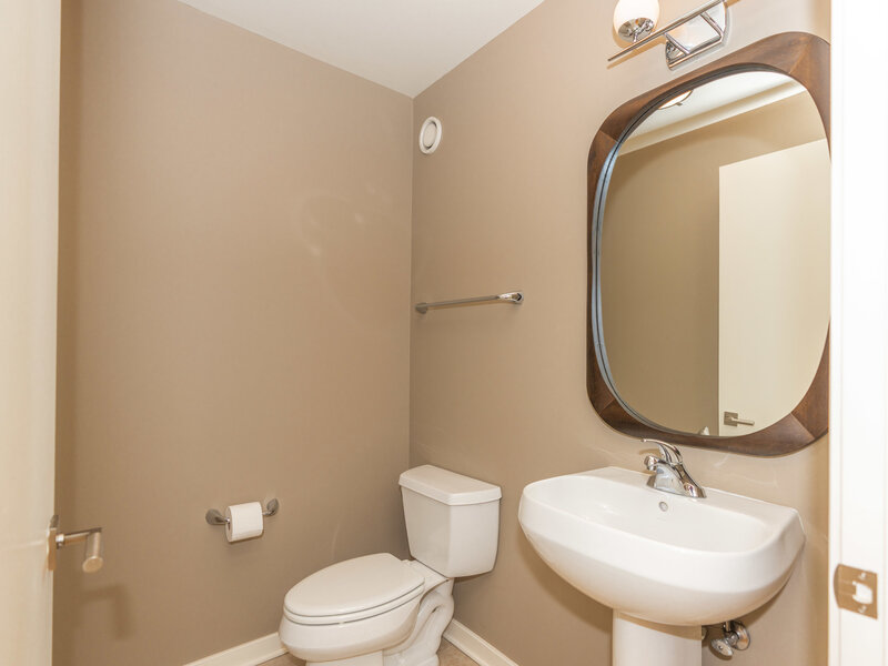 330 W Grand Avenue Chicago IL 60654