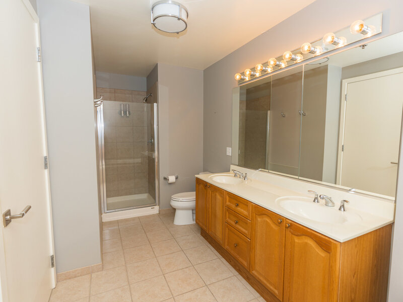 330 W Grand Avenue Chicago IL 60654