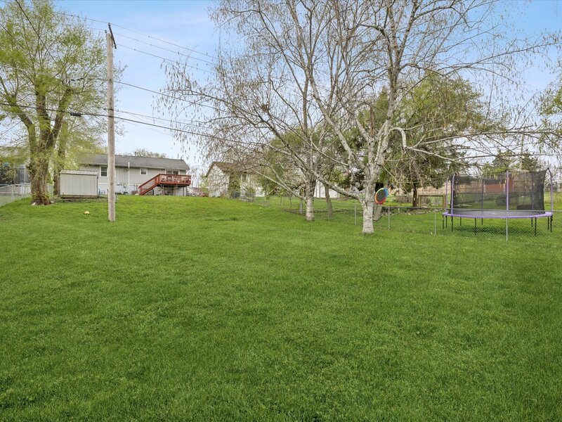 13 Hawthorne Road Lake In The Hills IL 60156