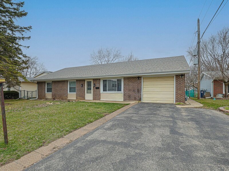 7815 Carlisle Drive Hanover Park IL 60133